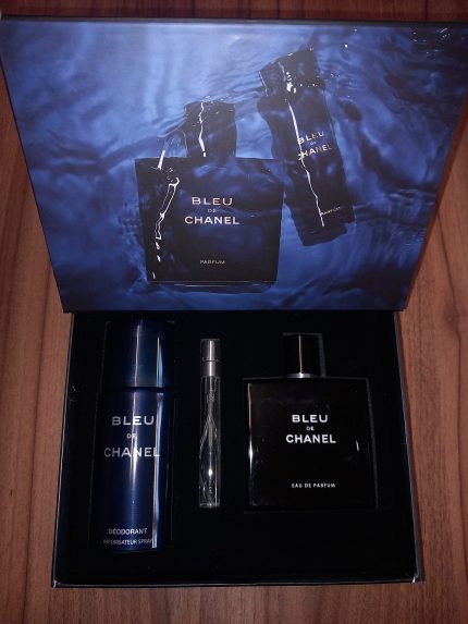 Мъжки Подаръчен Комплект - Chanel Bleu de Chanel Parfum 100 ml